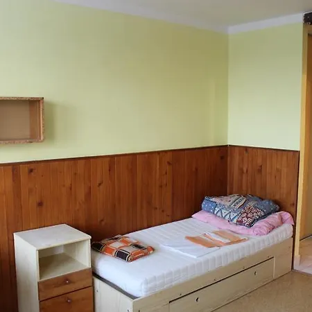Domov Mladeze Hostel