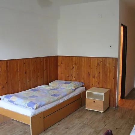 Domov Mladeze Hostel